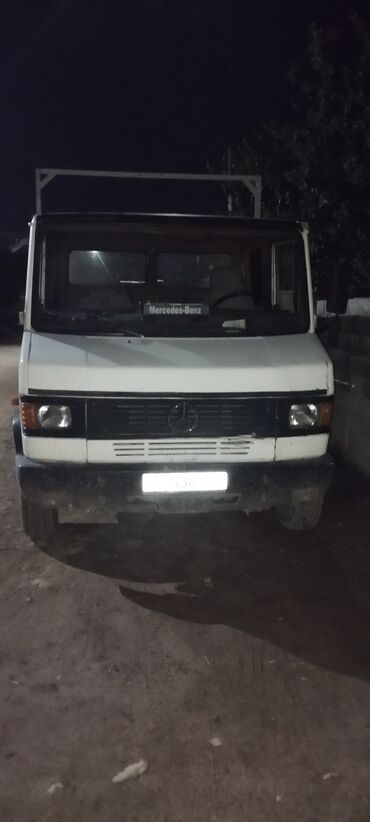 Mercedes-Benz: Mercedes-Benz : 1990 г., 4 л, Механика, Дизель