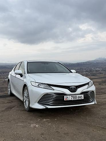 voxy noah: Toyota Camry: 2018 г., 2.5 л, Автомат, Бензин, Седан — 4