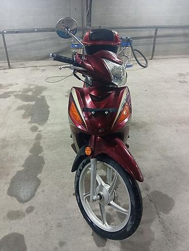 t max: Honda Wave — экономичный и практичный мопед (underbone) в бордовом — 1