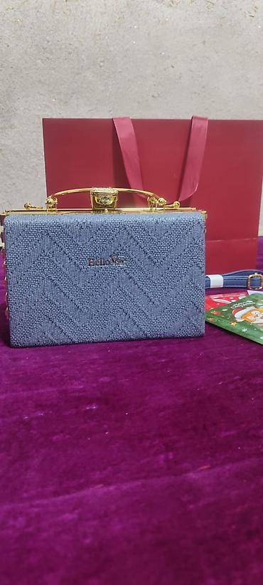 Клатчи: Мини-сумка-клатч с украшенной рамкой - Цвет: серо-голубой - Формат — 10