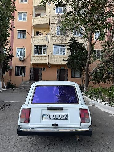 4 qapılı niva satilir: Salalam barter olunur sedan maşınla — 5