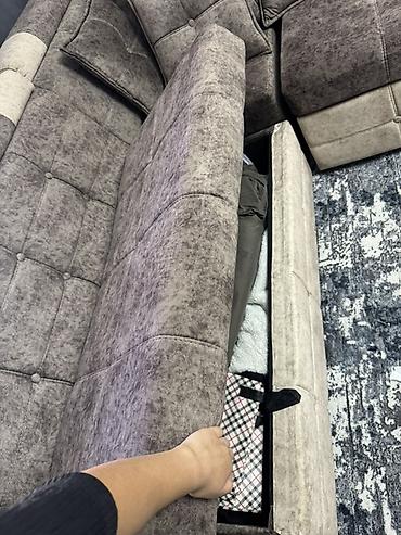 sofa: Угловой диван, C подушками — 4