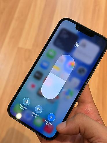 ayfon se 2020: IPhone 16e, Qara, Face ID — 3