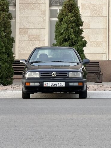 фольксваген гольф 1: Volkswagen Vento: 1994 г., 1.8 л, Механика, Бензин, Седан