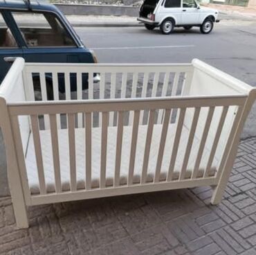 Beşiklər: Oğlan və qız üçün, Beşik