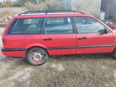 авто гольф 4: Volkswagen Passat: 1994 г., 1.8 л, Механика, Газ, Универсал