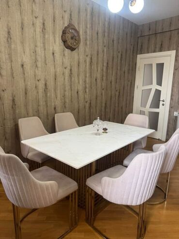 Qonaq otağı dəstləri: İşlənmiş, Masa və oturacaqlar, Kredit yoxdur