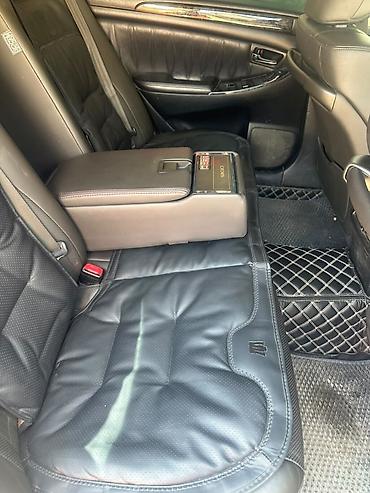 авто лейлек: Toyota Crown: 2004 г., 0.3 - engine capacity л, Седан — 6