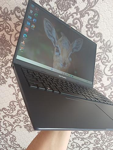 komputer noutbuk: ASUS VivoBook noutbuk Xüsusiyyətlər: - Ekran: 15.6" geniş ekran — 2