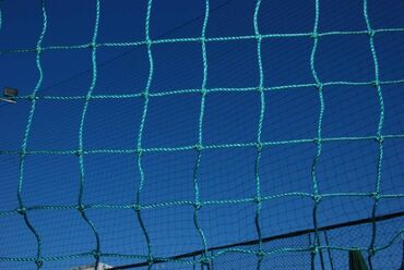 Ostali proizvodi za sport i razonodu: ZAŠTITNE MREŽE ZA DEČIJE IGRAONICE 7-9eur/M2, IGRALIŠTA, STADIONE — 6