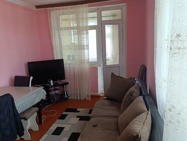 makler kiraye ev: Otağ yoldaşı axtarırlır qalmaq istəyən ciddi şəxslər əlaqə saxlaya