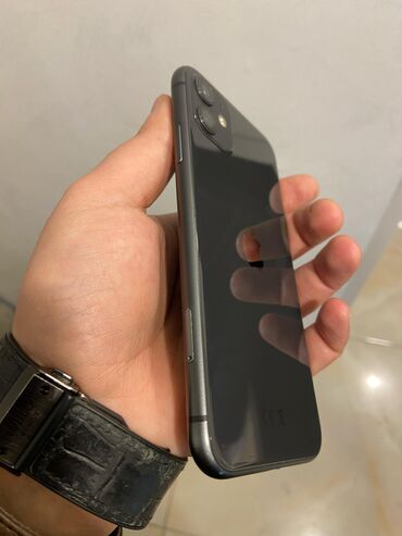 Apple iPhone: IPhone 11, 64 GB, Jet Black