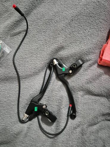 Velosiped ehtiyyat hissələri: 5 eded ANL bolt sığorta 150A. 1 eded 75100 VESC 1 eded DC-DC step-down — 14