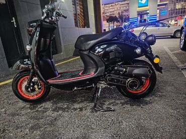 variator karopka nədir: Polo mopet - Rəng: parlaq qara, qırmızı disklərlə - Kuzov: retro