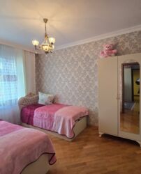 Uzunmüddətli kirayə mənzillər: Menzil 28 May metrosunun yaxinliginda yerlewir 3 Otaq Su isiq qaz — 4