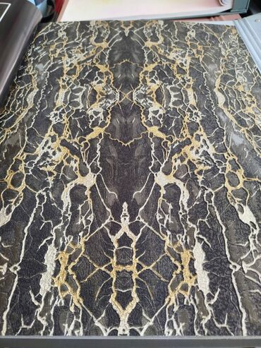 qonaq otagi ucun oboylar: Dekorativ divar kağızı – mərmər effektli - Naxış: Təbii mərmərdən