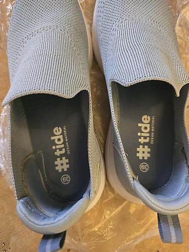 krosofka: Məhsul: #tide Ocean Material slip-on idman ayaqqabısı - Rəng: Açıq — 2