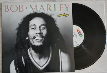 вал: Bob Marley. 2 ədəd plastinka. ikisi bir yerdə 100 manat . üstünün heç