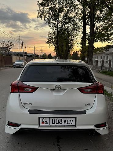 таота сюрф: Toyota Corolla: 2016 г., 1.8 л, Автомат, Бензин — 2