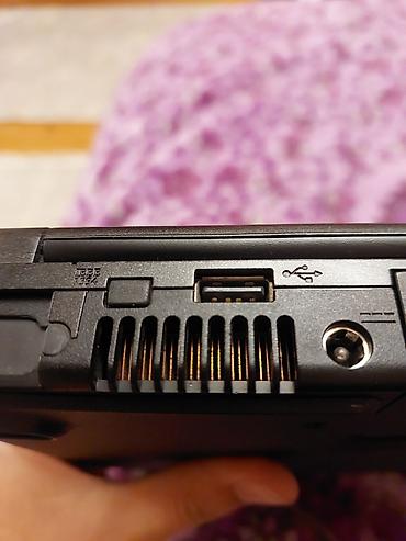 Digər noutbuklar və netbuklar: Klassik dizaynlı noutbuk - Ekran: təxminən 15–17 düym, parlak panel — 10