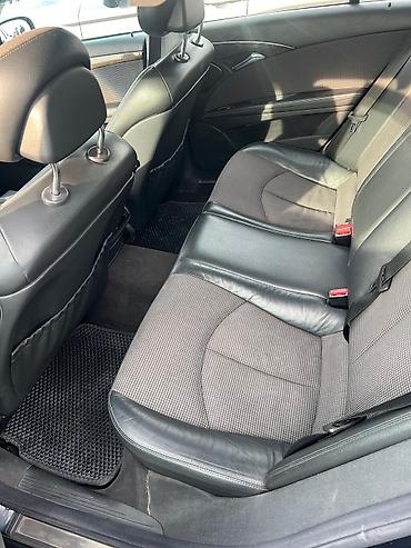 Mercedes-Benz: Mercedes-Benz E-Class: 2003 г., 3.2 л, Автомат, Бензин, Седан at lalafo.kg — 5 Mercedes-Benz: Mercedes-Benz E-Class: 2003 г., 3.2 л, Автомат, Бензин, Седан — 5