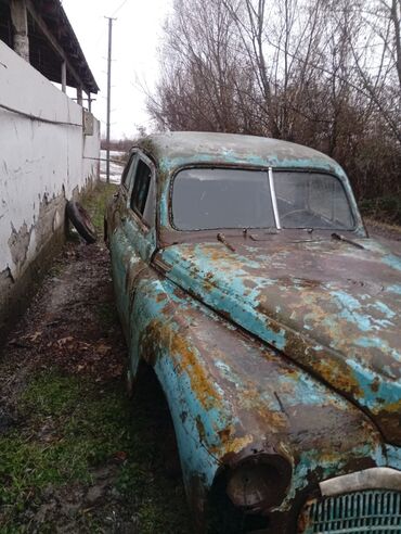 Digər avtomobil ehtiyat hissələri: Klassik sovet avtomobili – retro sedan (təxminən 1950–60-cı illər — 3