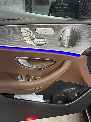 300 000: Mercedes-Benz E-Class: 2023 г., 2 л, Автомат, Бензин, Седан — 5