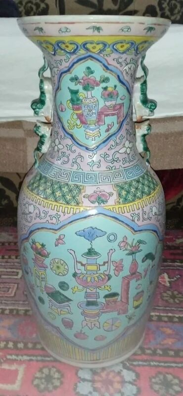 декоративные вазы: Китайская фарфоровая ваза. Конец 19го начало 20го в. Состояние