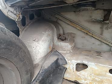 masın satısı: VAZ (LADA) 2107: 0.3 l | 1997 il 9 km Sedan — 10