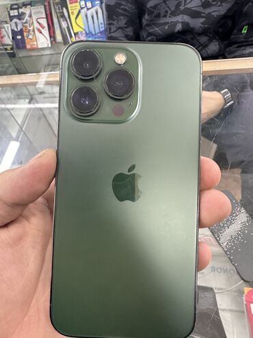 Poco: IPhone 13 Pro, Б/у, 256 ГБ, Alpine Green, Защитное стекло, Чехол, В рассрочку, 86 %