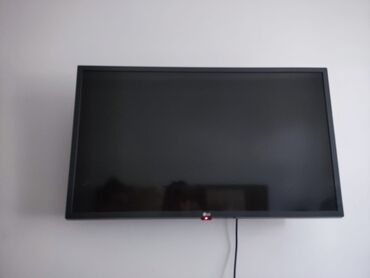 Кронштейны: Б/у Телевизор LG 82" Самовывоз