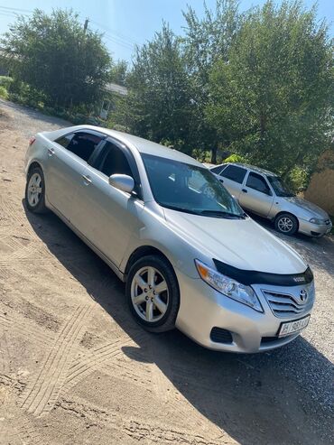 машина банан: Toyota Camry: 2009 г., 2.4 л, Механика, Бензин, Седан