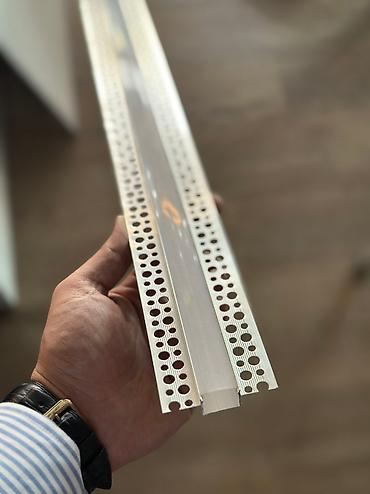 Profillər, şvellerlər: Alüminium profillər. Suvaq üstü və suvaq içi modelləri mövcuddur — 14