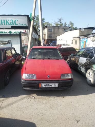 полу присеп: Renault 3: 1992 г., 1.7 л, Механика, Бензин, Седан