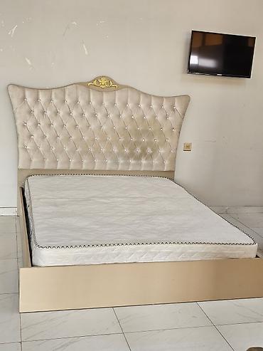 divar yataq: *Taxt*

Qıymet - 195 azn
*Catdırb qurasdrıma daxıl*

Unvan bıneqedı — 1