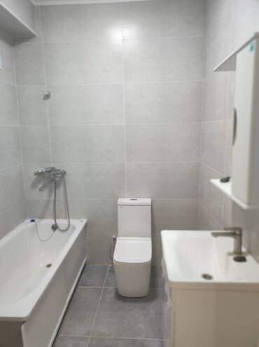 Продажа квартир: 2 комнаты, 72 м², 107 серия, 12 этаж, Евроремонт — 11