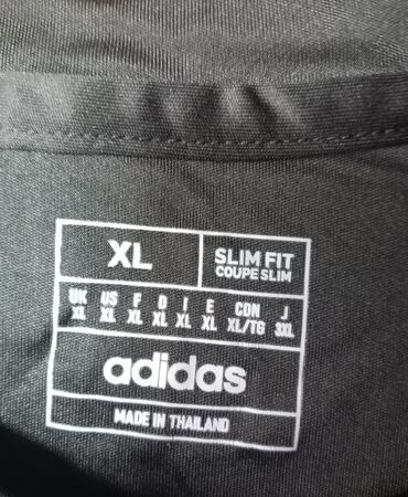 Спортивная форма: Именитый футболист в период клубного футбола! Комплект: футболка с — 8