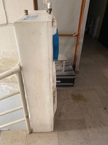 Baklar və çənlər: Bak, Plastik, 400 l l, Yeni, Ünvandan götürmə