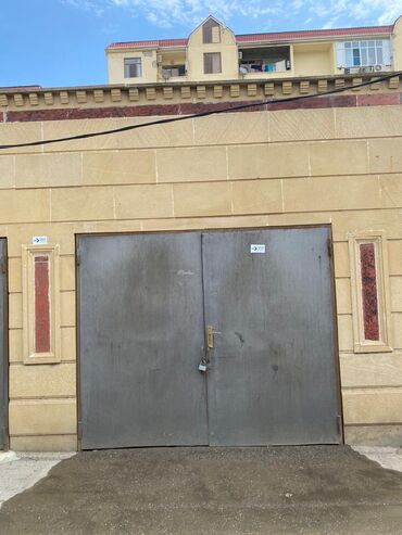 Qaraj satılır: Real alıcıya endirim olacaq 
əlaqə telefonu 0504229350 — 8