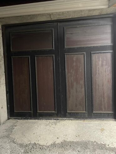 Bunker qapıları: Üzərində Matorla birlikdə satilir İtalya firmasidir .Kosmetik ishlərə