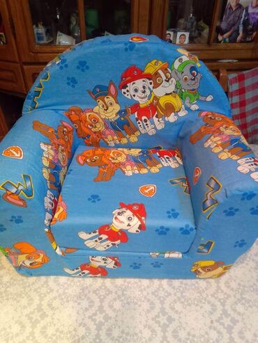 Ostali dečiji nameštaj: DEČIJE FOTELJICE 50X50X70 ZA UZRAST 0-3 GODINE Cena 3200 dinara Slanje — 5