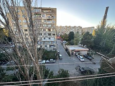 kiraye evl: Bakıxanov qəsəbəsində ( Razində ) Çempion çay evinin arxası, Qloroiya — 9