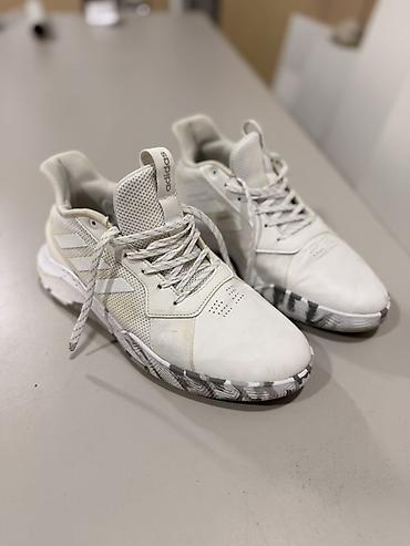Жеке буюмдар: Эркектердин кроссовкасы, 41, Adidas, Колдонулган, түсү - Ак — 2