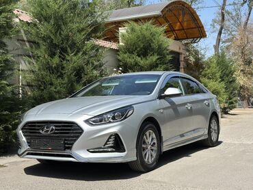 шипованные шины б у: Hyundai Sonata: 2018 г., 2 л, Автомат, Газ, Седан