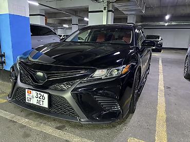 Транспорт: Toyota Camry: 2018 г., 2.5 л, Автомат, Бензин, Седан — 4