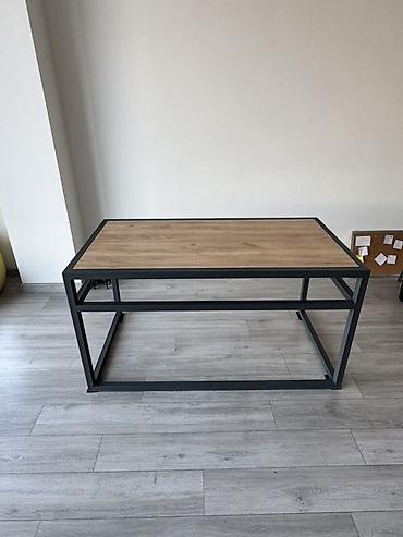 iş masa: Loft üslubunda ofis masası. Metal karkas və taxta teksturalı üst səth — 4