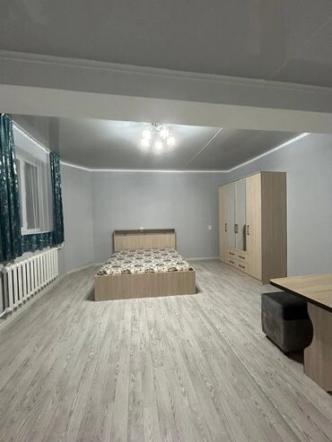 Долгосрочная аренда домов: 20 м², 1 комната, Теплый пол, Бронированные двери, Забор, огорожен