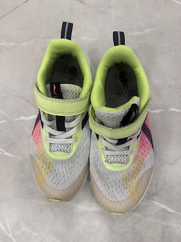 leinidina обувь: Детские кроссовки Li-Ning в ярком спортивном дизайне. Выполнены в — 2