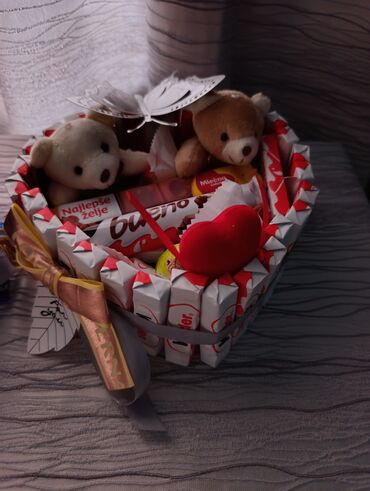 Konditorski proizvodi, slatkiši: Ručno izrađene slatke korpe/torte od čokoladica – idealne za — 13