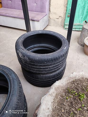 Шины: Комплект из 4 летних шин 19" - Размер: 275/35 ZR19 -Размер 245/40 — 7
